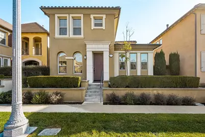 97 Twin Gables, Irvine, CA 92620 - Photo 2