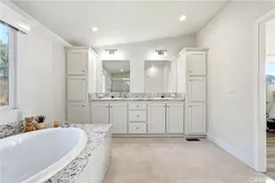 29626 Silver St, Val Verde, CA 91384 - Photo 16