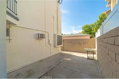 2699 E 20th, Signal Hill, CA 90755 - Photo 20