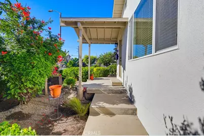 1086 W 13th, San Pedro, CA 90731 - Photo 30