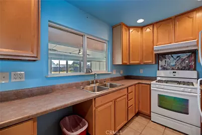 14745 Manzano, Victorville, CA 92392 - Photo 12