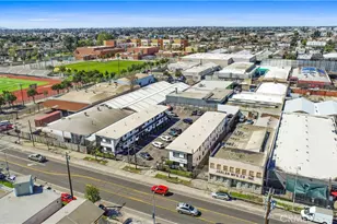 8717 Avalon, Los Angeles, CA 90003 - Photo 32