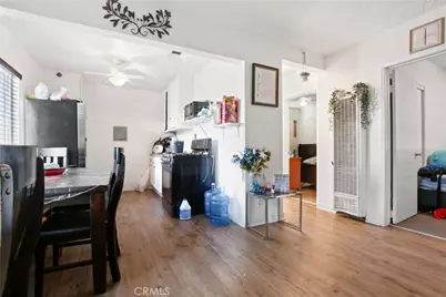 8717 Avalon, Los Angeles, CA 90003 - Photo 14