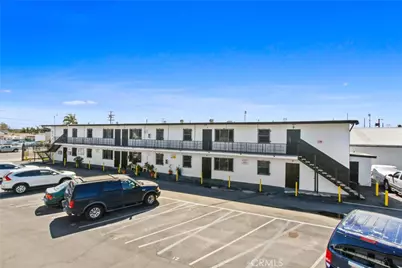 8717 Avalon, Los Angeles, CA 90003 - Photo 4