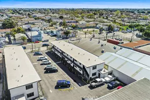 8717 Avalon, Los Angeles, CA 90003 - Photo 28