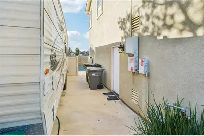 2024 Peony Street, Corona, CA 92882 - Photo 36