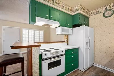 66 Pomona Ave, Long Beach, CA 90803 - Photo 30