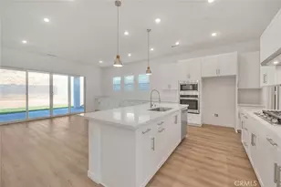 15842 Butterfly, Fontana, CA 92336 - Photo 14