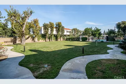 426 W 1st, Tustin, CA 92780 - Photo 26
