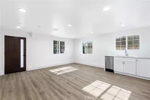 498 A E 52nd, Long Beach, CA 90805 - Photo 6