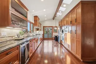 2212 N Ardmore Ave, Manhattan Beach, CA 90266 - Photo 8