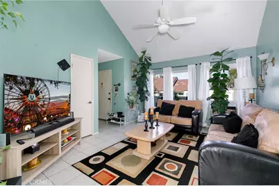 619 N Bristol #17, Santa Ana, CA 92703 - Photo 6