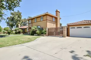 4704 E Centralia St, Long Beach, CA 90808 - Photo 2