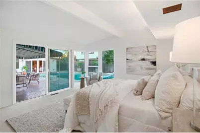 350 Pomona Avenue, Long Beach, CA 90803 - Photo 14