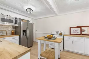 127 S Redwood Ave, Brea, CA 92821 - Photo 18