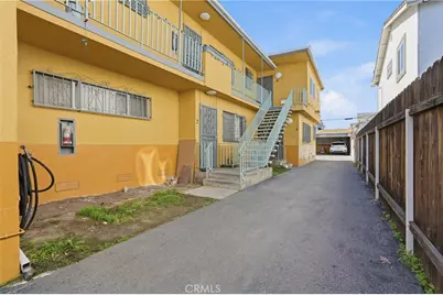 1207 S Catalina Street, Los Angeles, CA 90006 - Photo 2