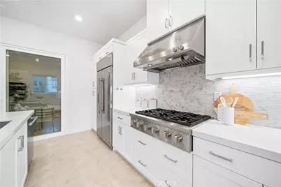 121 Yugen, Irvine, CA 92618 - Photo 12