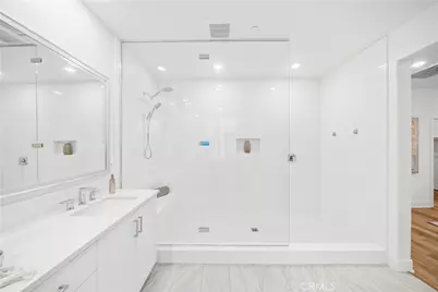 121 Yugen, Irvine, CA 92618 - Photo 22