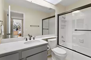 21372 Brookhurst, Huntington Beach, CA 92646 - Photo 18