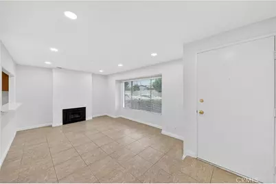 11360 166th #10, Cerritos, CA 90703 - Photo 4