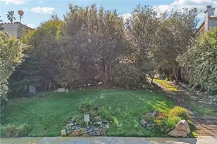 1652 Voorhees, Manhattan Beach, CA 90266 - Photo 40