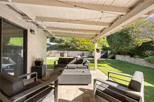 22561 Tula Dr, Saugus, CA 91350 - Photo 30