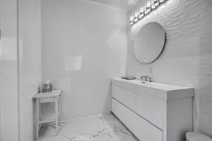 300 E 4th St, Long Beach, CA 90802 - Photo 24