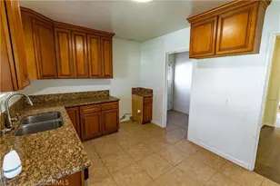 10428 Hopland St, Bellflower, CA 90706 - Photo 4