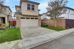 6313 Rancho Parada Rd, Paramount, CA 90723 - Photo 2