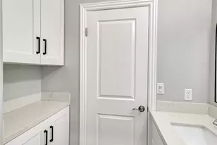 6313 Rancho Parada Rd, Paramount, CA 90723 - Photo 14