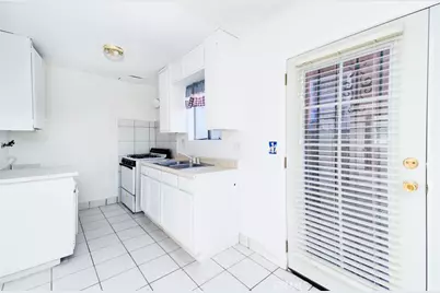 947 S Sunol Drive, Los Angeles, CA 90023 - Photo 30