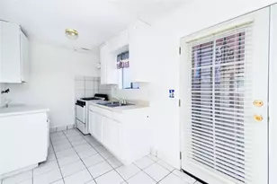 947 S Sunol Dr, Los Angeles, CA 90023 - Photo 30