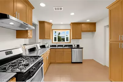 904 Aquamarine, Placentia, CA 92870 - Photo 16