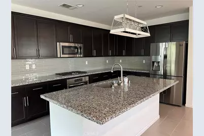 24464 Periwinkle, Lake Elsinore, CA 92532 - Photo 12