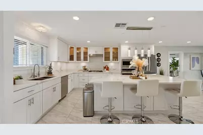 6051 Summerdale, Huntington Beach, CA 92647 - Photo 10