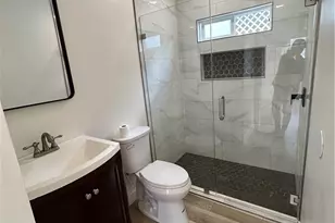 2033 W Burnett St, Long Beach, CA 90810 - Photo 8