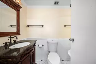 525 E Seaside Way, Long Beach, CA 90802 - Photo 18