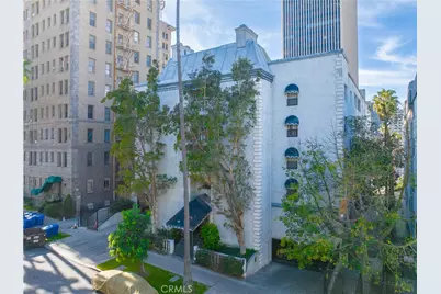 631 S Kenmore, Los Angeles, CA 90005 - Photo 1