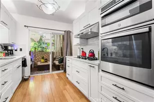 10626 Valley Spring, Toluca Lake, CA 91602 - Photo 6