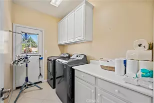 12810 Sierra Creek, Riverside, CA 92503 - Photo 42