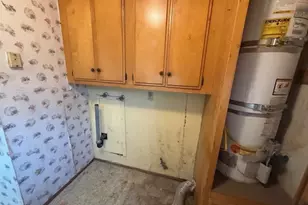 9327 Faywood, Bellflower, CA 90706 - Photo 18