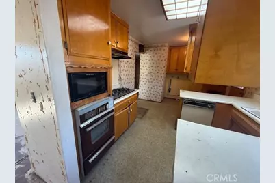 9327 Faywood, Bellflower, CA 90706 - Photo 8