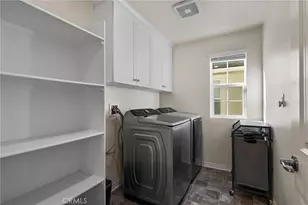 16724 Stags Leap, Fontana, CA 92336 - Photo 24