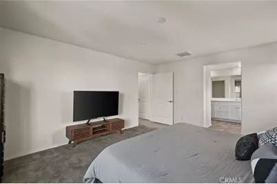 16724 Stags Leap, Fontana, CA 92336 - Photo 20