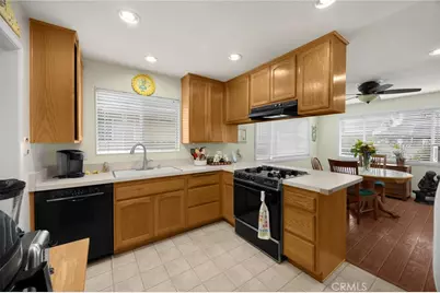 12526 Chadwell Street, Lakewood, CA 90715 - Photo 18