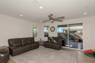 7082 Mallow Dr, Fontana, CA 92336 - Photo 14