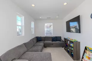 7082 Mallow Dr, Fontana, CA 92336 - Photo 26