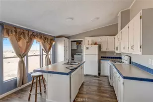 19032 Bonanza Trail, Helendale, CA 92342 - Photo 8