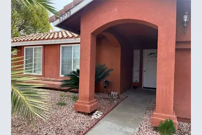 32730 Royal Oak Lane, Lake Elsinore, CA 92530 - Photo 2