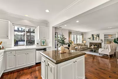 8 Versailles, Irvine, CA 92602 - Photo 8